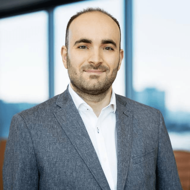 Dr. Gus Lazopoulos